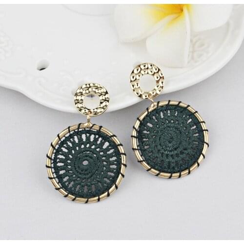 Temperament Fashion Personality Lady Plate Round Irregular Stud Earrings Fashion Girl Earrings Braided Disc Earrings Ne