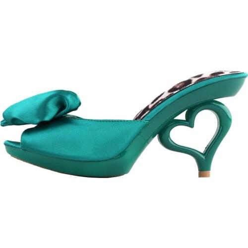 LF60820 SHOW STORY Strappy Ankle Strap Bride Wedding Dancing Heart Heels Sandals