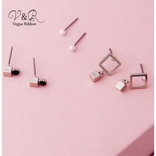 Cute Minimalist Simple Fashion Stud Earring Imitation Rhodium Plated With Acrylic Pearl And Jet Rhinestones Jewelry