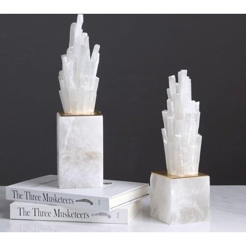 Creative light luxury simple natural crystal divergent decoration fashion modern living room home model room handicraft