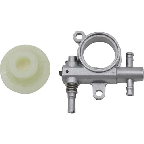 Replacement for Chain Saw 25CC/38CC 2500/3800 Chainsaw Spare Parts Chainsaw Oil Pump and Worm Drive Gear
