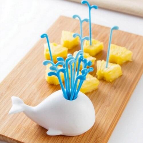 Cute Beluga Fountain Fruit Fork Set Kitchen Accessories Cooking Fruits and Vegetables Tools Party Home Decoration Hall Food Tool