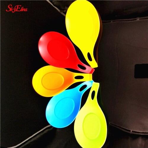 1 pcs of silicone spoon heat insulation pad silicone heat-resistant placemat spoon mat drink coaster kitchen tool accessories 5z