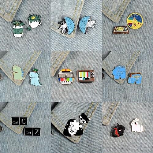 Enamel Pins TV Potted Plant Yin Yang Fish Rabbit Face Puzzle Dinosaur Shark Wolf Keyboard Brooches Gifts Cartoon Badge Wholesale