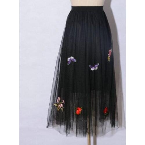 LET-SETTING New Embroidered embroidered yarn skirt