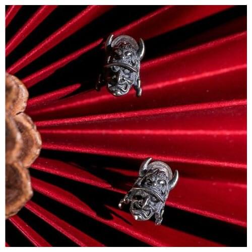 Classic Personality Antique Silver Color Horns Warrior Skull Stud Earring for Men Women Motorcycle Party Punk Earring Retro Gift