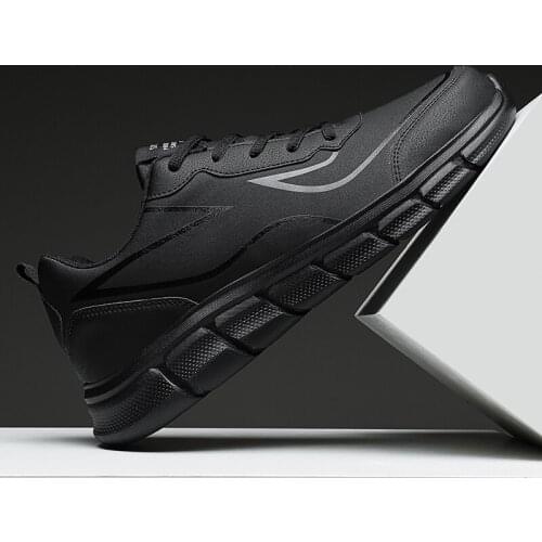 2021New Style Men Designer Lacing Sports Shoes Outdoor Anti-slip Jogging Casual Shoes Free Shipping Sapatos Casuais Masculinos