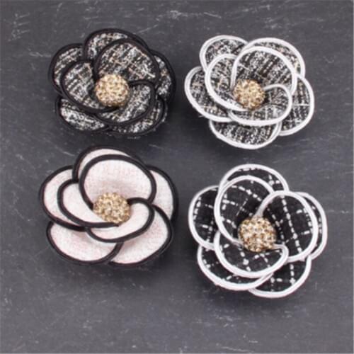 Crystal Flower Bud Clip Camellia Brooch Pins For Women Welt Flowers Cloth Brooch Wedding Jewelry Accessories Wholesale