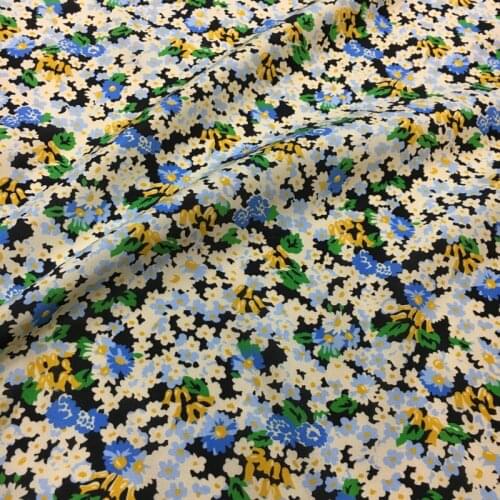 Small daisy print fresh elastic crepe de chine digital printing fabric natural mulberry silk high fashion textile fabric