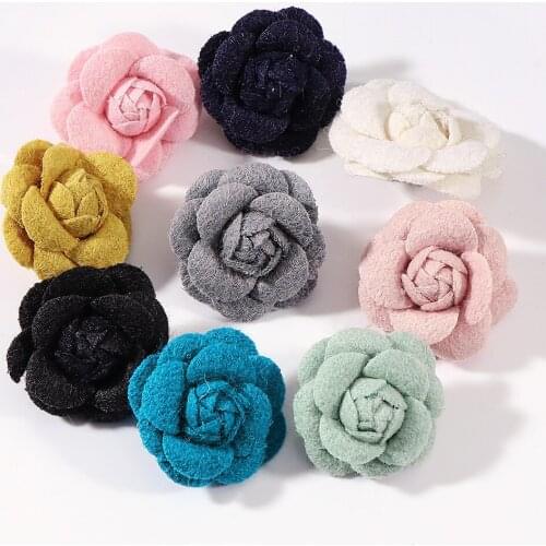 1 Piece Of Leather Camellia Brooch Decorated With Ladies Pop Flower Brooch Scarf Buckle Fashion Jewelry Jacket Accessories