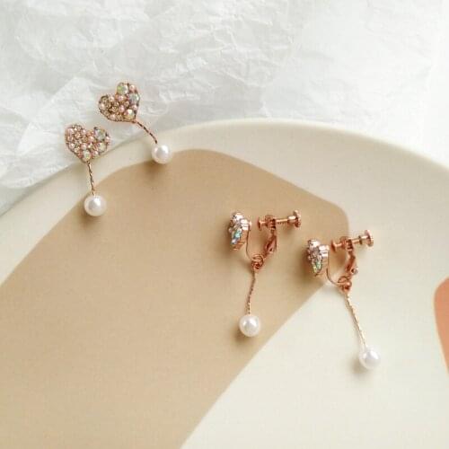 Korean Fashion Beautiful Girl Style Love Rhinestone Stud pearl Earrings Trend Creative No Pierced Clip on Earrings Jewelry