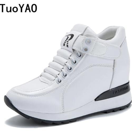 New 2020 Women Casual Shoes Autumn Platform Hidden Increasing Sneakers PU Leather Shoes Woman Breathable White Black Shoes
