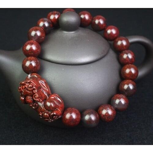 Guilin chicken blood jade, hand chain, men and womens money with certificate, exorcism, transportation and recruitment