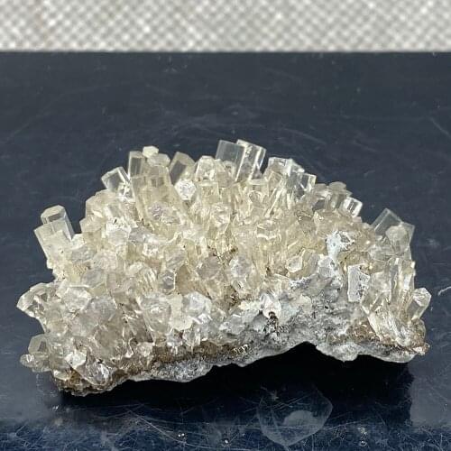 Natural transparent columnar calcite is rare and extinct in China