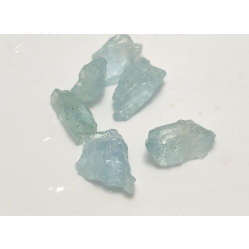 About 1cm natural Aquamarine original stone for diy Jewelry making Collection of gemstone mineral specimens