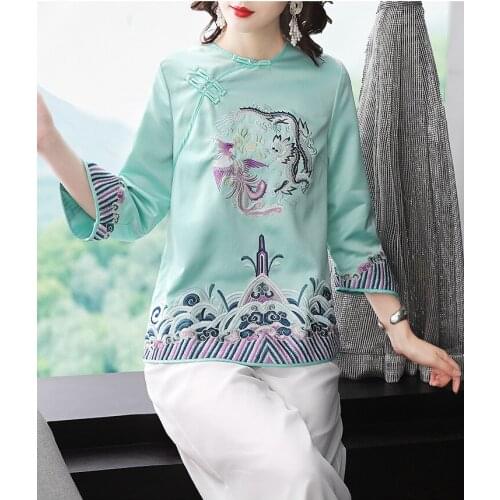 New autumn big size high-end dragon pattern embroidered Pan buckle O-neck short jacket outerwear for women