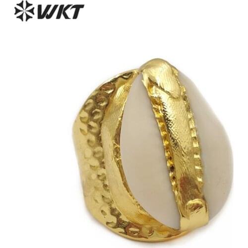 WT-R333 WKT Natural real shell Ring, Fashion Shell Ring Random Shape Shell Jewelry,Gold Trim Ring, Women Fashion Jewelry Ring