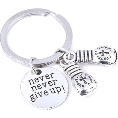 1pcs Never Give Up Keychain Boxing Glove Charm Jewelry Metal Inspirational Keychain Men Lady Bodybuilder Gift