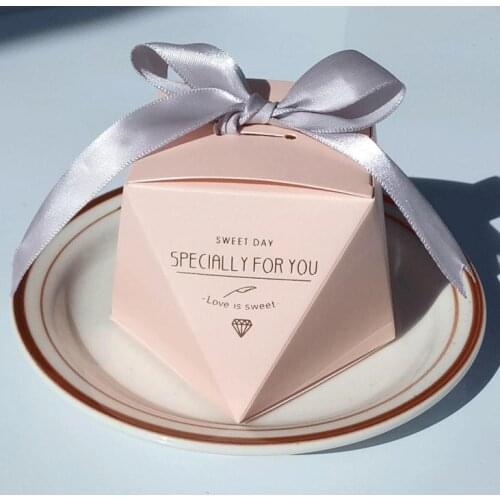 7*7*8.8CM Diamond Shape Candy Boxes Favor With Ribbon Or Treat Boxes Cardboard Boxes For Wedding Or Parties