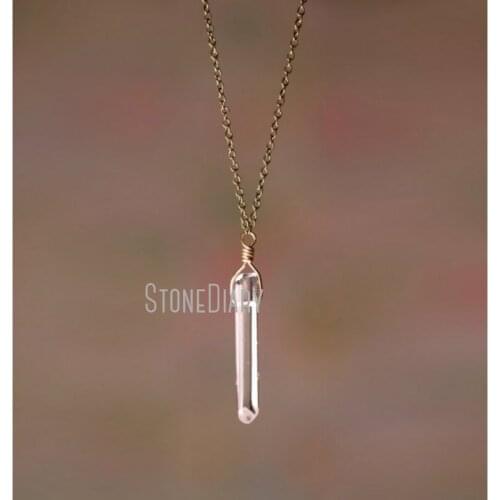 H-QN122 Healing Crystal Point Spike Necklace A wire wrapped Polished crystal quartz on a Silver or Gold Chain