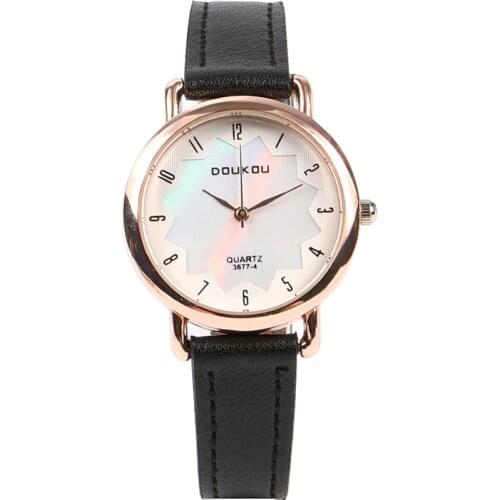 Fashion Ladies Watches Women Simple Wrist Watch Retro Luxury Casual Quartz Leather Wrist Watch Fashion Female Dress Clock