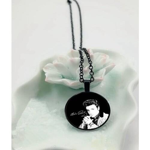 2019 New Fashion Glamour Elvis Glass Pendant Necklace High Quality Necklace