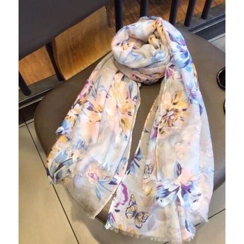 2020 New Ombre Flower Print Fringe Scarves Shawls Wrap Women Travel Soft Floral Pattern Scarf Hijab Free Shipping