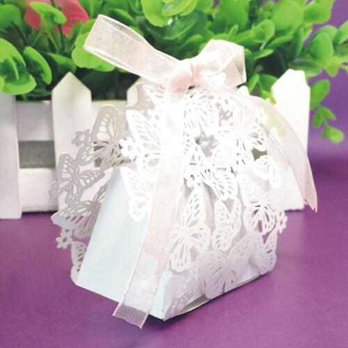 50pcs/set DIY Candy Gift Boxes Butterfly 3D Hollow Wedding Candy Boxes with Ribbon for Sweet Wedding Favors Party