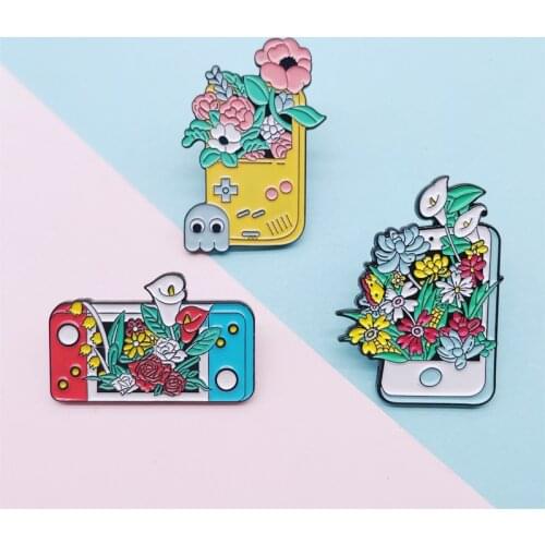 Cartoon Sweet Color Flowers Mobile Game Console Enamel Brooch Plants Alloy Pins Cute Badges Clothes Accessories Women Jewelry