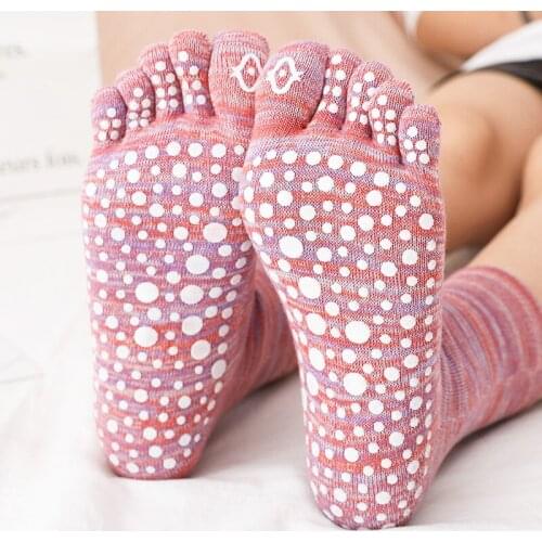 Five Finger Socks Women Cotton Middle Tube Winter Socks Pilates Fitness Non Slip Silicon Ankle Toe Socks