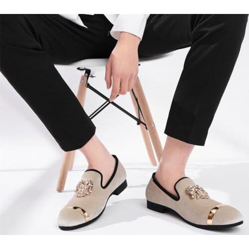 2021 XQWFH fashion men party and wedding handmade loafers velvet shoes with gold buckle men dress shoe