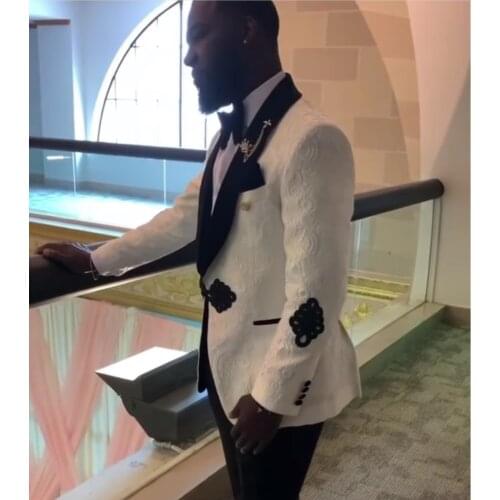 Handsome Fashion Design White Paisley Smoking Jacket Black Pants Shawl Lapel 2 Pieces Dinner Party Wedding Suits For Men Tuxedo