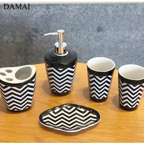 Wavy Stripes Decorative Bathroom Accessories Set Ceramic Nordic Modern Household Five Piece Set Shower Accessories Home Decor