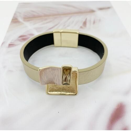 Bohemian Magnetic Tube Bar Clasp Bracelets for Women 2020 Fashion Ladies Leather Wide Wrap Crystal Bracelet Female Jewelry Gift