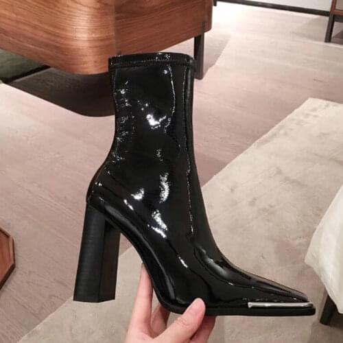 2020 Autumn And Winter New Fashion Patent Leather Womens Boots European Square Head Black Thick Heel Short Boots