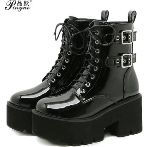 Women new punk motorcycle boots Europe and the United States trend Martin boots independent station women round head belt buckl