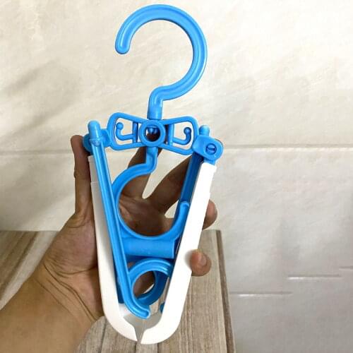 Home Magic Folding Hanger Traveling Traveling Hanger Portable Drying Clothes Color Deformed Clothes Hanger