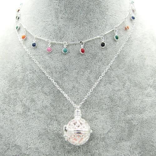 Simple Exquisite Design Colorful Smart Flower Drops and Hollowed Locket Cage Lady`s Essential Oil Diffuser Choker Necklace