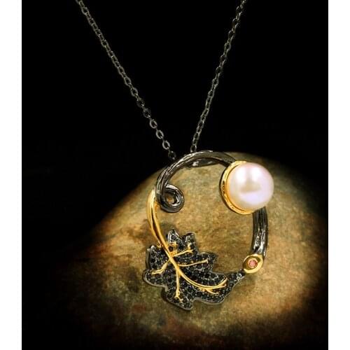 Luxury Female White Pearl Pendant Necklace Charm 14KT Black Gold Chain Necklaces For Women Simple Crystal Leaf Wedding Necklace