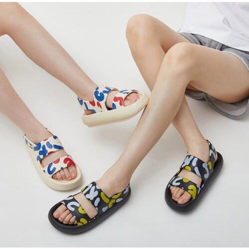 2021 New Women Sandals Summer Platform Shoes Thick Bottom Non-slip Printing Beach Female Slides Slippers Outdoor womens shoe