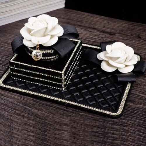 Camellia Perfume Jar with Non-slip Mat Handmade Sticky Flashing Diamond Car Perfume Air Freshener Holder Home Desk Decoration