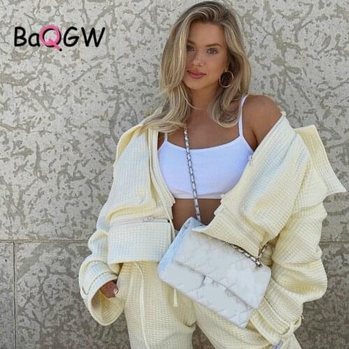 Brand High Quality Winter Thick Warm Womens Zipper Big Pocket Jacket Female Streetwear Hip Hop Drawstring Beige Cardigan Coat