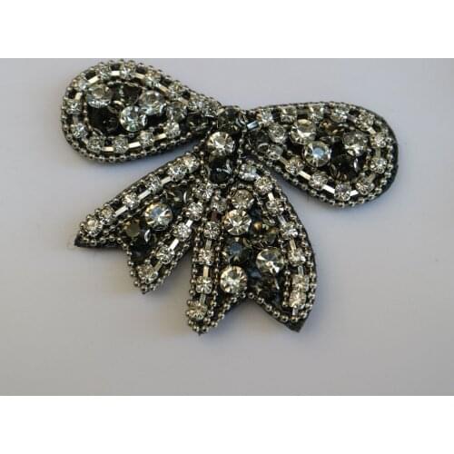 3pc/lot bowtie Rhinestone beaded patches for Clothing bow-knot parches Sew on Sequins Applique decorative parches bordados para