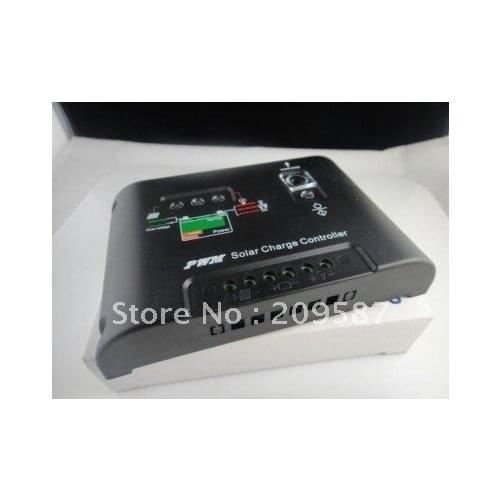 20A 12V / 24V Auto Distinguish PWM Solar Street Light Panel Charger Controller