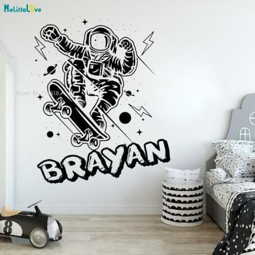 Astronaut Modeling Skateboard In Space Skateboarder Personalized Wall Decal Skate Art Stickers Self-adhesive Murals YT4234