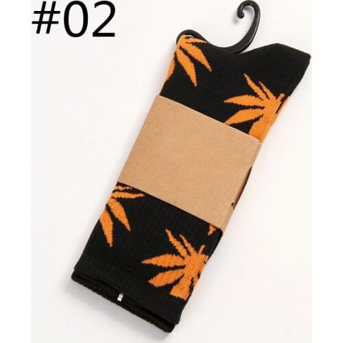 2019 Fashion Cotton Sock Casual Women/Men Socks Wholesale Couples Sox with Harajuku Style Hip Hop Maple Sock