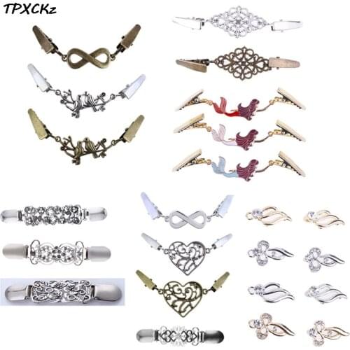 Retro Duck Clip Clasps Charm Brooches Women Cardigan Sweater Blouse Shawl Clips Shirt Collar Clothing Accessories