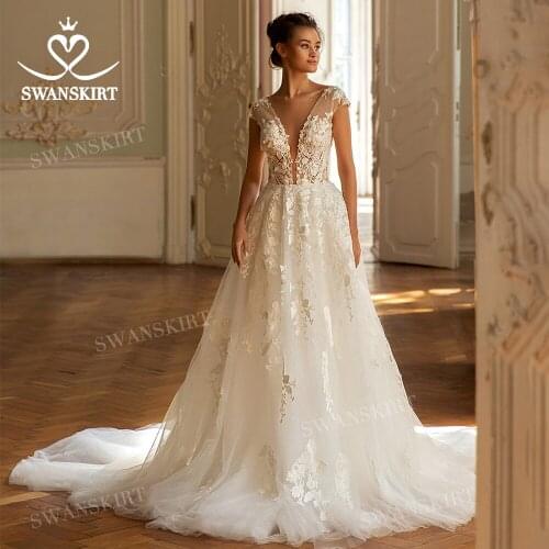 Charming Lace Wedding Dress 2021 V-neck Beaded Appliques A-Line Court Train Bridal Gown Princess SwanSarah GI64 Vestido De Novia