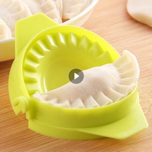 Handmade Dumpling Mold Kitchen Gadgets Supplies Kitchen Tools Dough Squeezing Plastic Dumpling Mold Chinese Pastry Dumplings