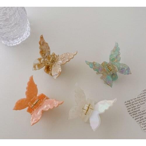 2021 Hot Selling Summer Colorful Butterfly Hair Claw Clips Acetate Hair Grasp Claw Clips For Women Girls Hair Accessories